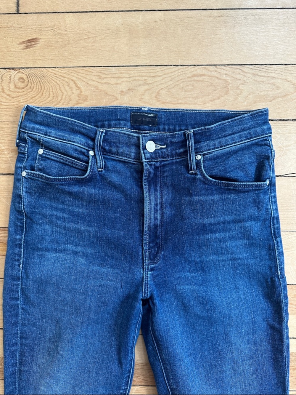 MOTHER Mid Rise Dazzler - Picture 5 of 13